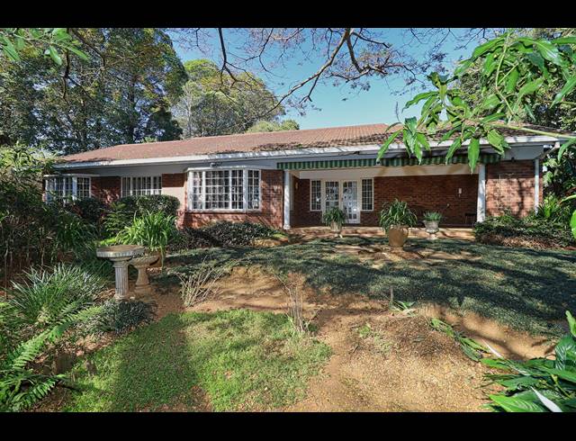 4 BEDROOM HOUSE SOLD IN HILLCREST CENTRAL
